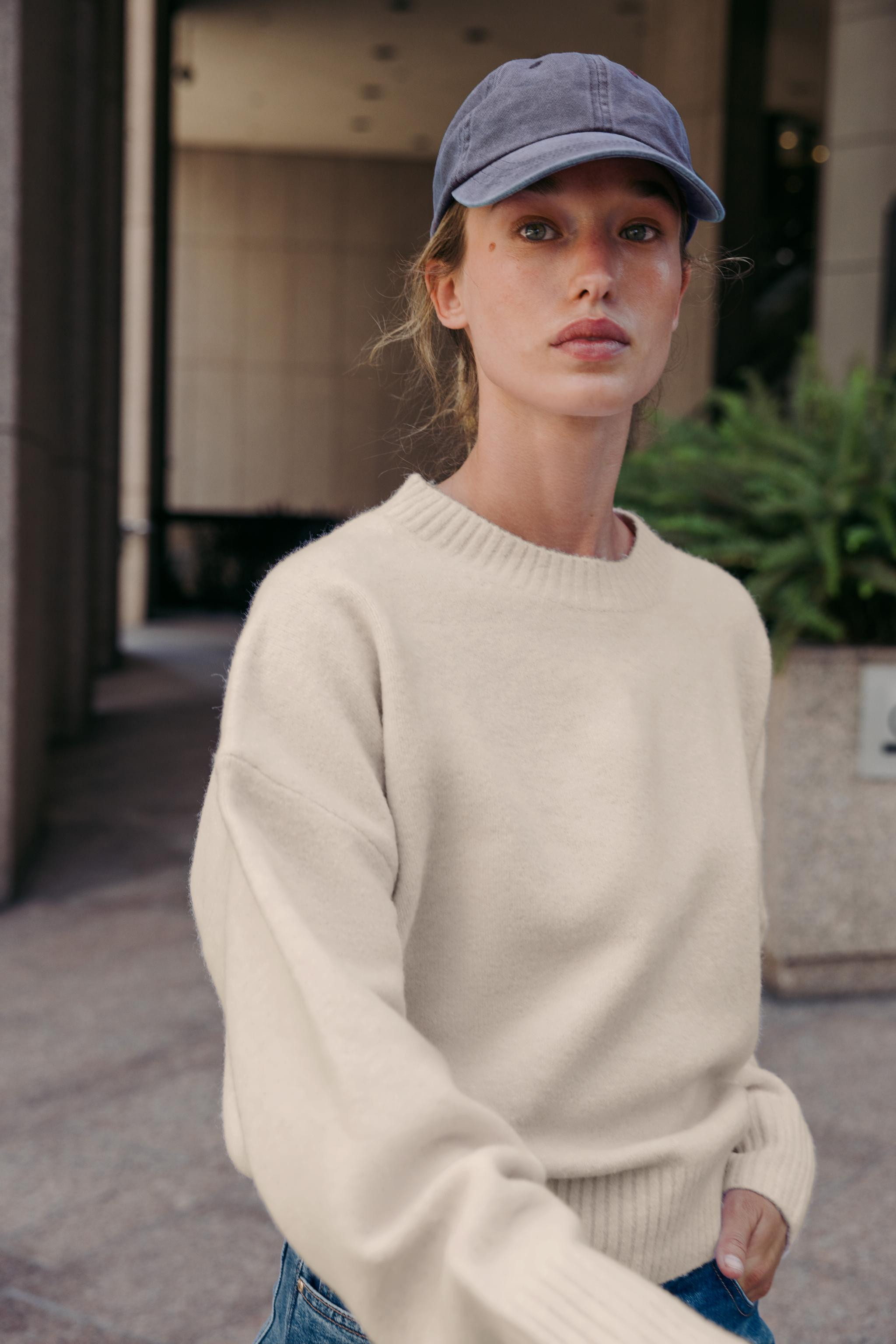 SOFT BASIC KNIT SWEATER | Zara US