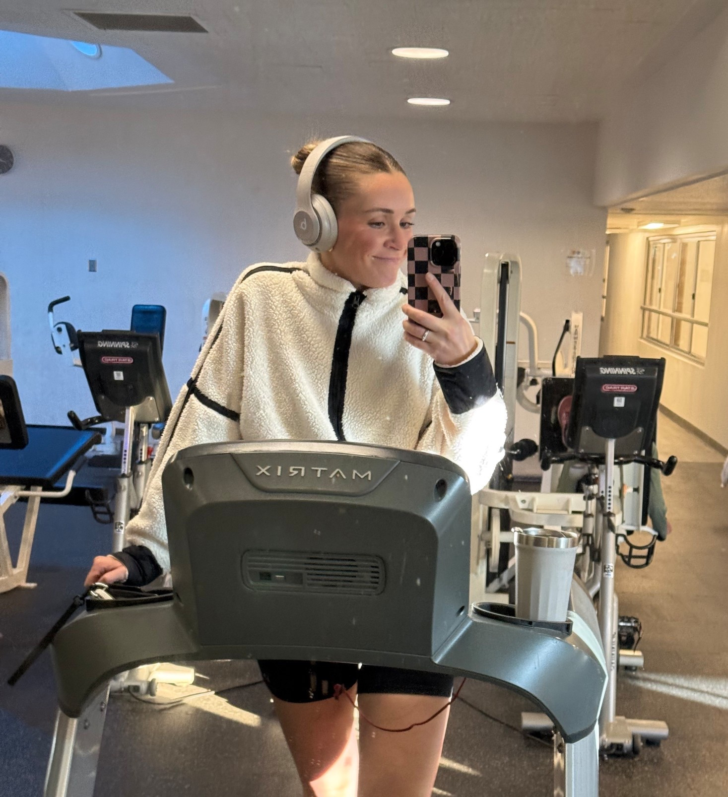 Everyone’s fave fleece + gym must-haves

#LTKdayinmylife #LTKfitnessgoals #LTKActive