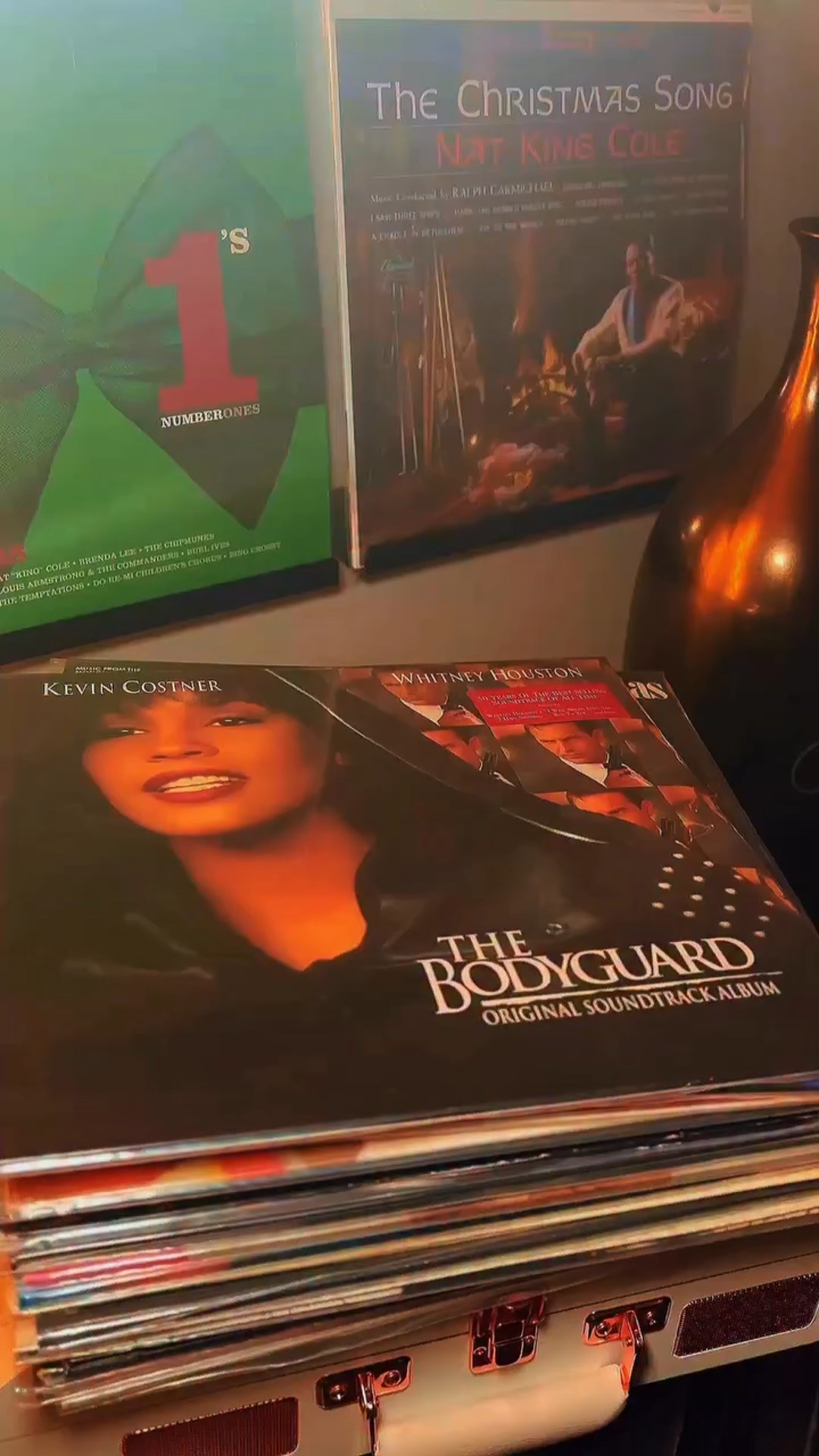 December Vinyl Haul 🎼
My birthday + Christmas was good to me 🤗

#ihaveathingforvinyl #vinylrecordscollection #vinylhaul #albumartwork #musicislove

#LTKdayinmylife #LTKHome #LTKMens