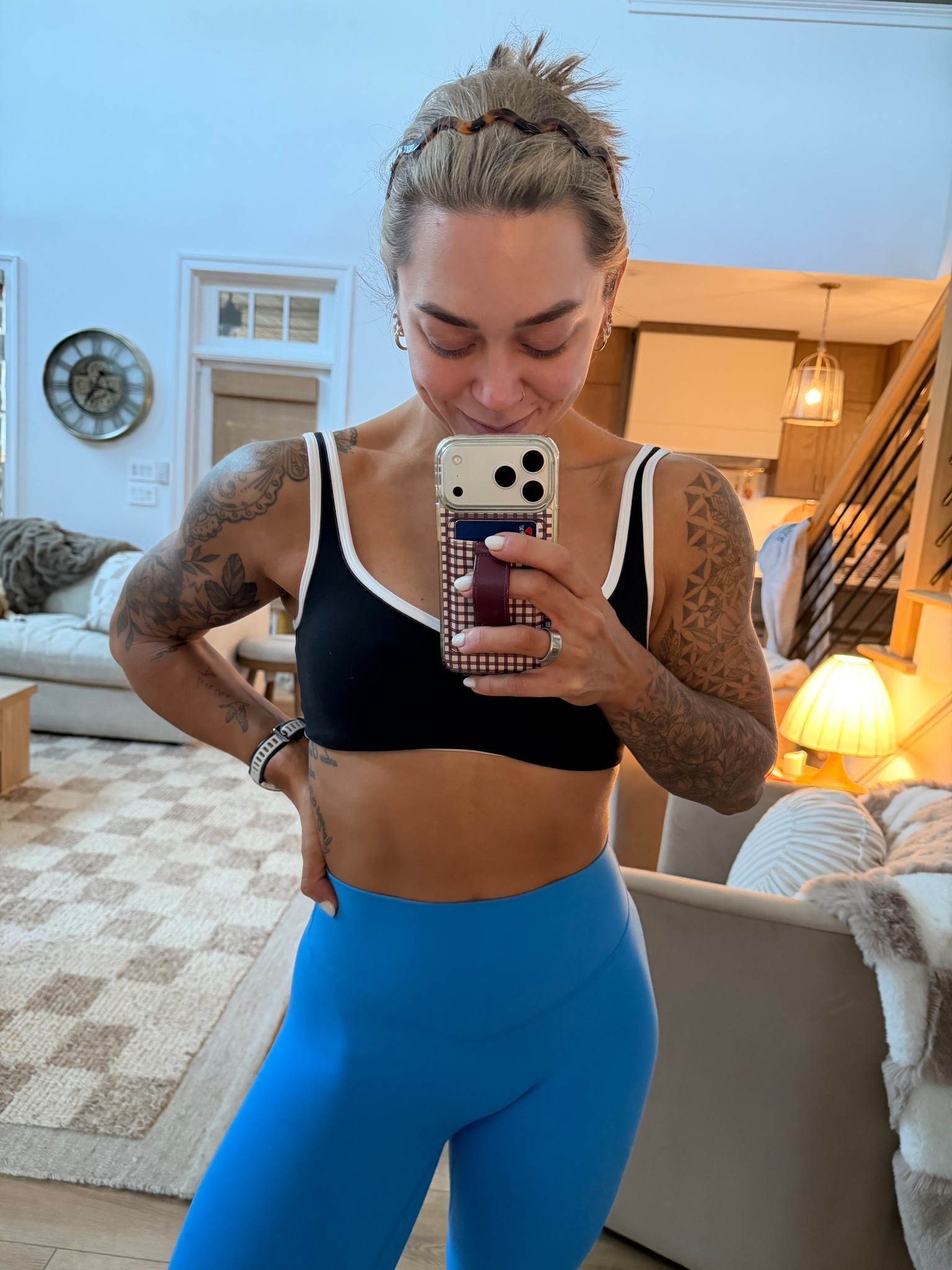 Bra is old but I linked it for sizing left! 🥹 & their new versions! In the small! 🖤 leggings are old Lulu but I also linked a similar one! 

Ootd / workout fit / comfy / Abercrombie / Holley Gabrielle 

#LTKfitnessgoals #LTKFindsUnder100 #LTKActive