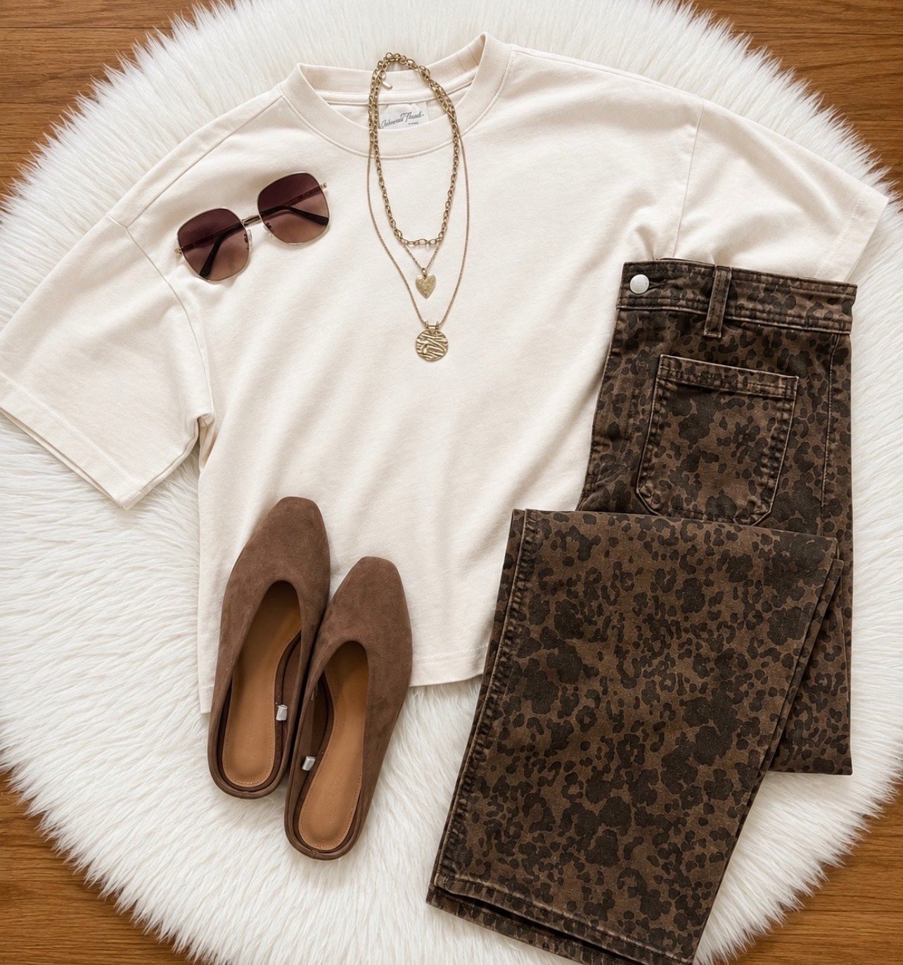 Styling these pants! 🤎

#LTKootd
