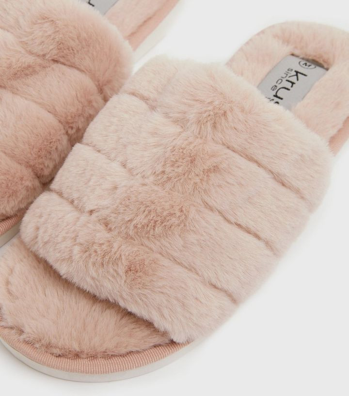 Pink Fluffy Padded Faux Fur Slider Slippers
						
						Add to Saved Items
						Remove from Sav... | New Look (UK)