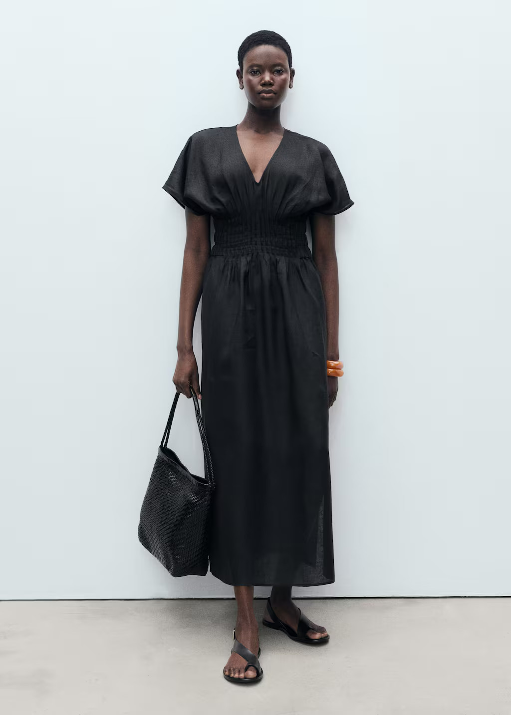 Long linen dress with gathered panel black - Women - 4 - MANGO | Mango (US/MX/AU)