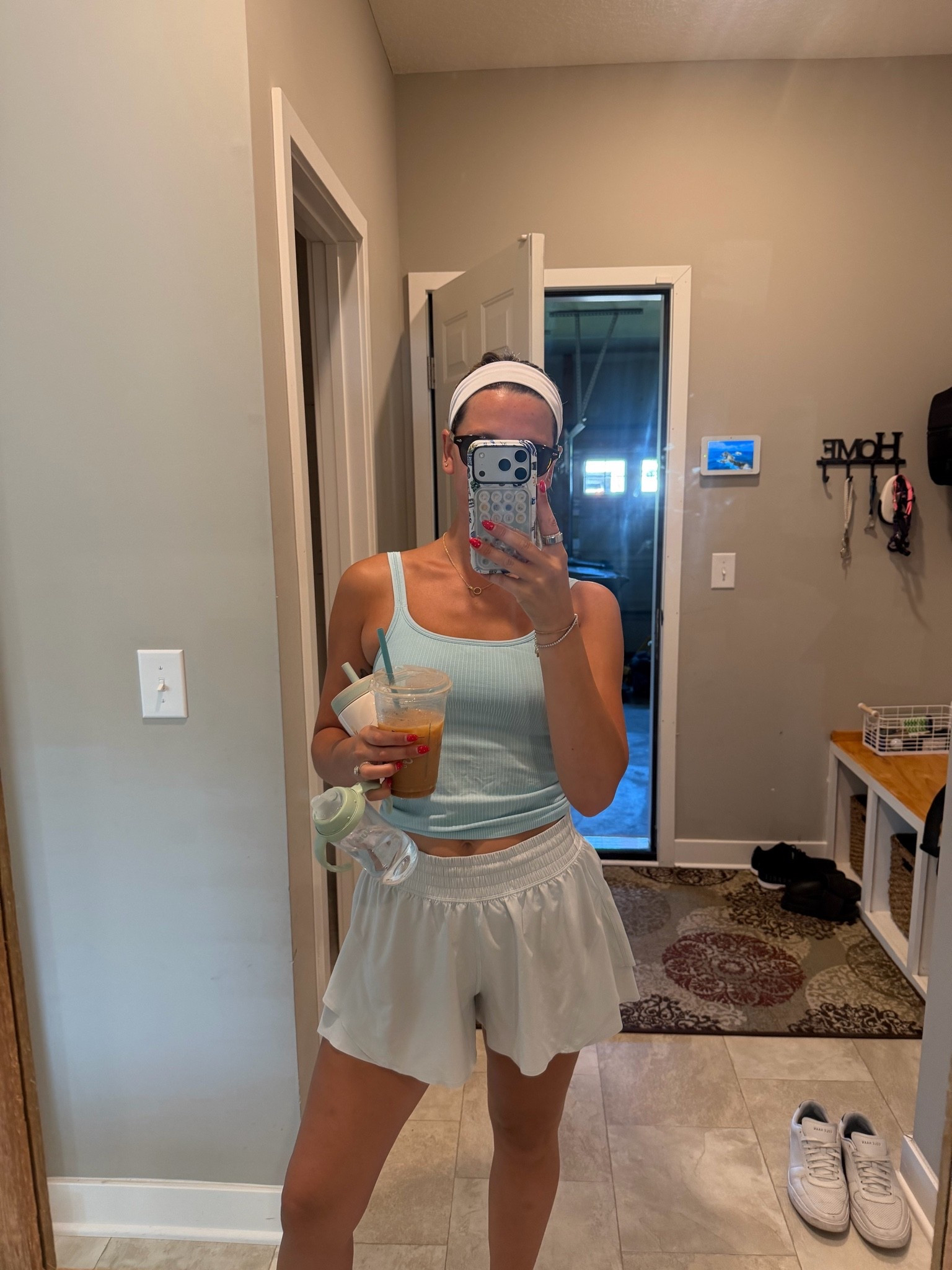 Always 100 things in my hands but the mom ootd is everything I needed

#LTKootd #LTKmomlife