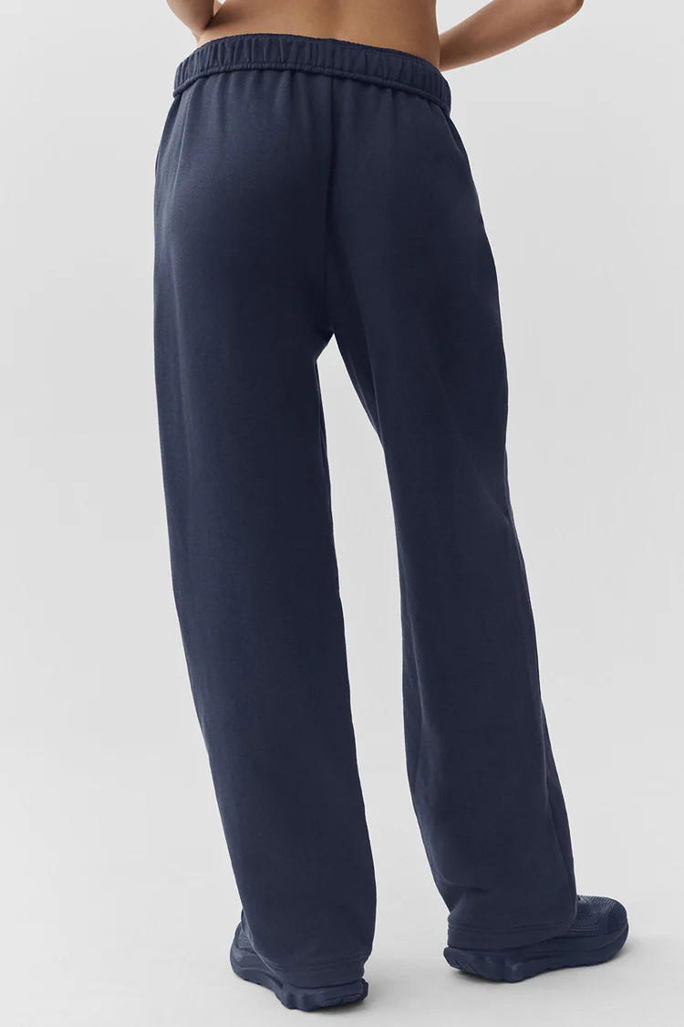 Accolade Straight Leg Sweatpant - Navy | Alo Yoga (US)