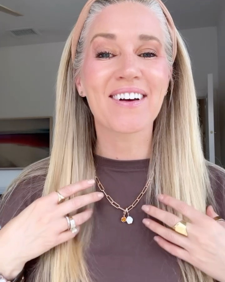 Fall vibes OOTD!🤎🍂 

#LTKFallSale #LTKStyleTip #LTKWorkwear