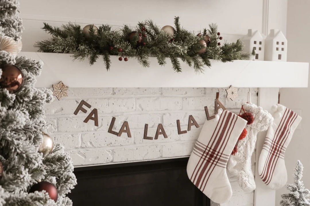 Fa La La La La Wood Bunting  Christmas and Holiday Wall - Etsy | Etsy (US)