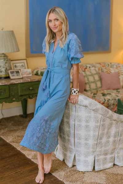 Short Sleeve Coatue Caftan - Chambray | Julia Amory