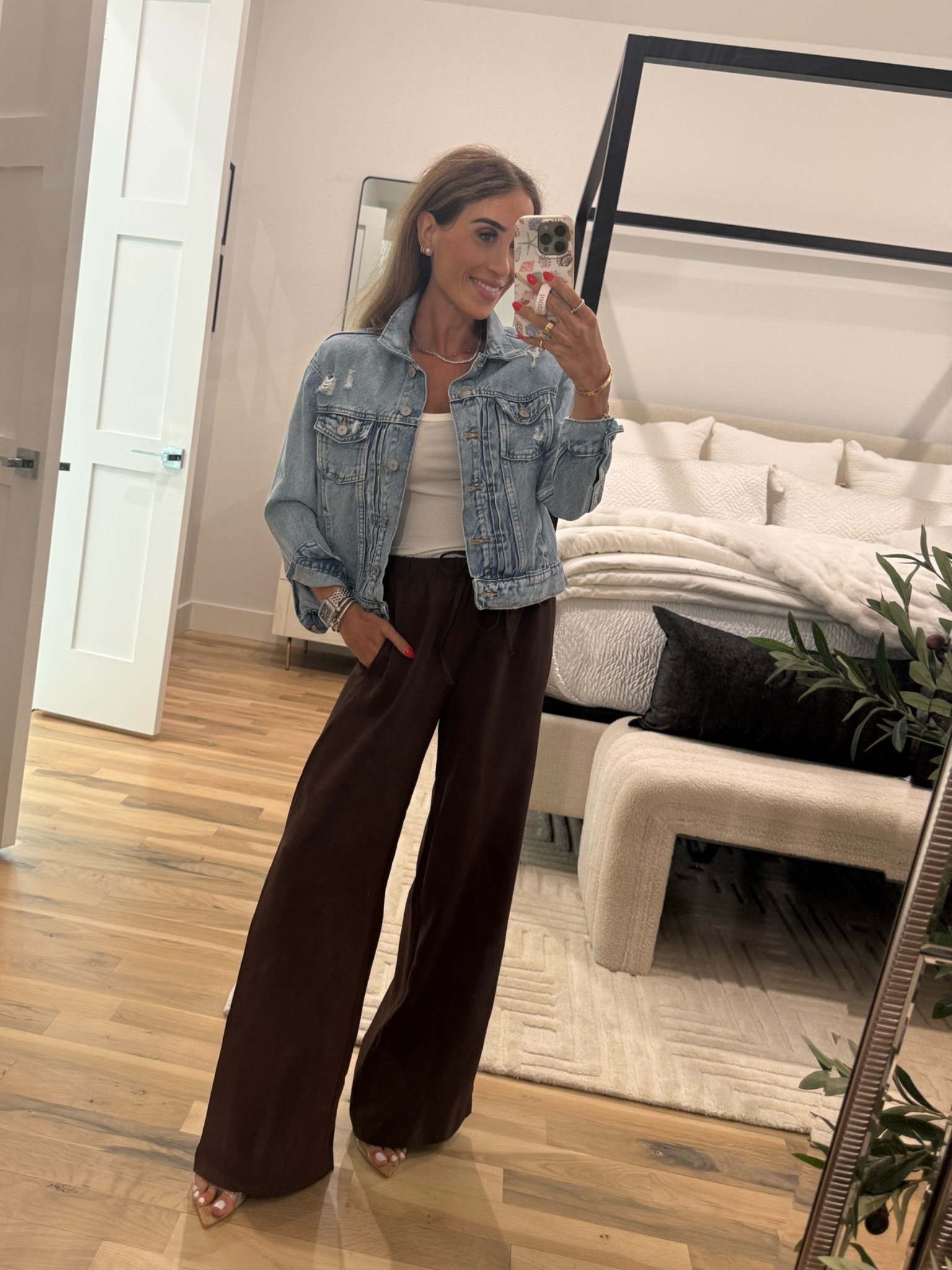 I found a look for less for my favorite non wrinkle Aritzia lodge pants wearing size xs

#LTKPetite #LTKSaleAlert #LTKootd