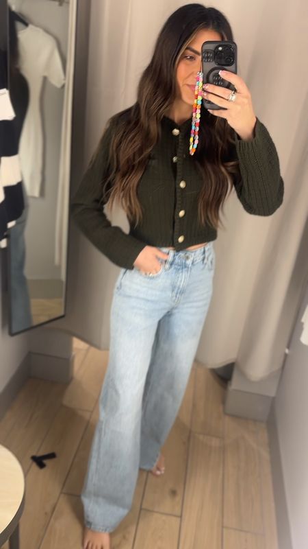The jeans I can’t stop wearing! This wide leg denim is a must have. Right on trend and such a great fit. They remind me of the Levi Ribcage Jean that has been sold out but these are a fraction of the price! 

#LTKfindsunder50 #LTKstyletip