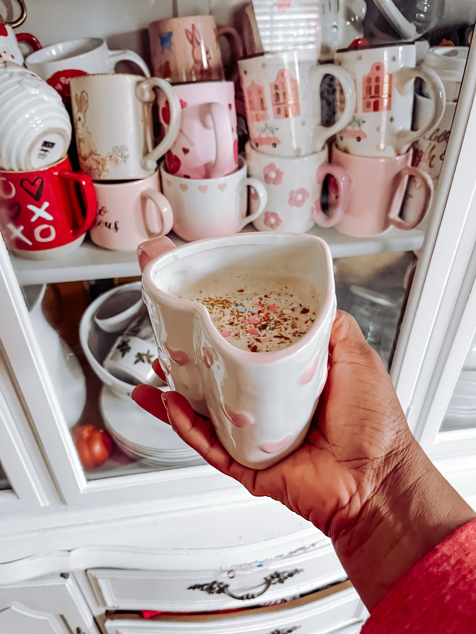 Coffee Mugs, Pink Coffee Mugs, Heart-Shaped Coffee Mugs #mugs #coffee #tea #latte

#LTKHome #LTKSeasonal