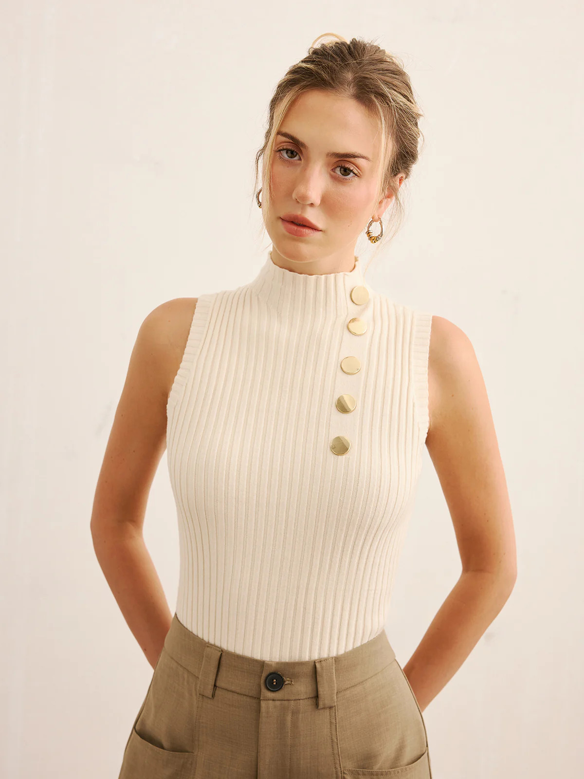 Metal Detail Ribbed Knit Mock Neck Tank Top | Commense