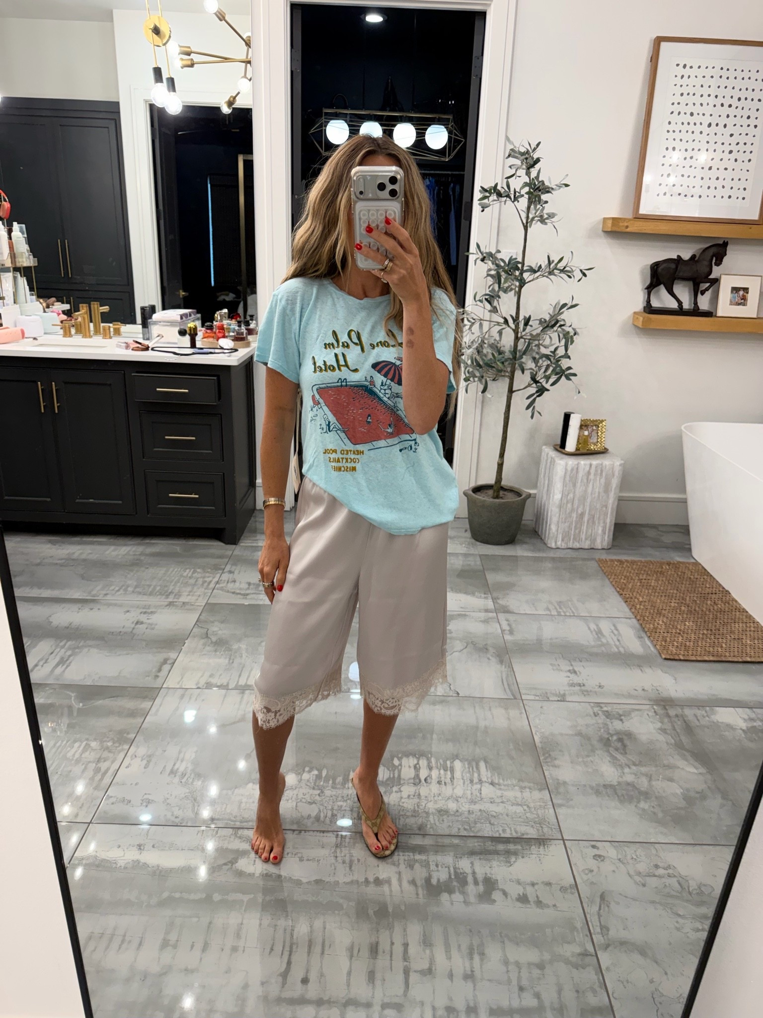 Xs in shorts and small in top @Aritzia