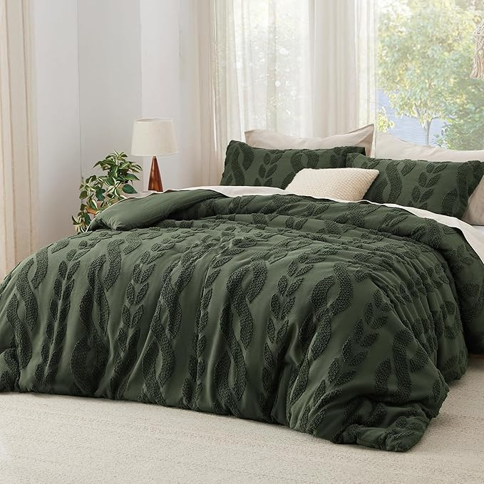 Bedsure Queen Size Comforter Set Olive Green, Boho Tufted Bedding Comforter Set, Farmhouse Jacqua... | Amazon (US)