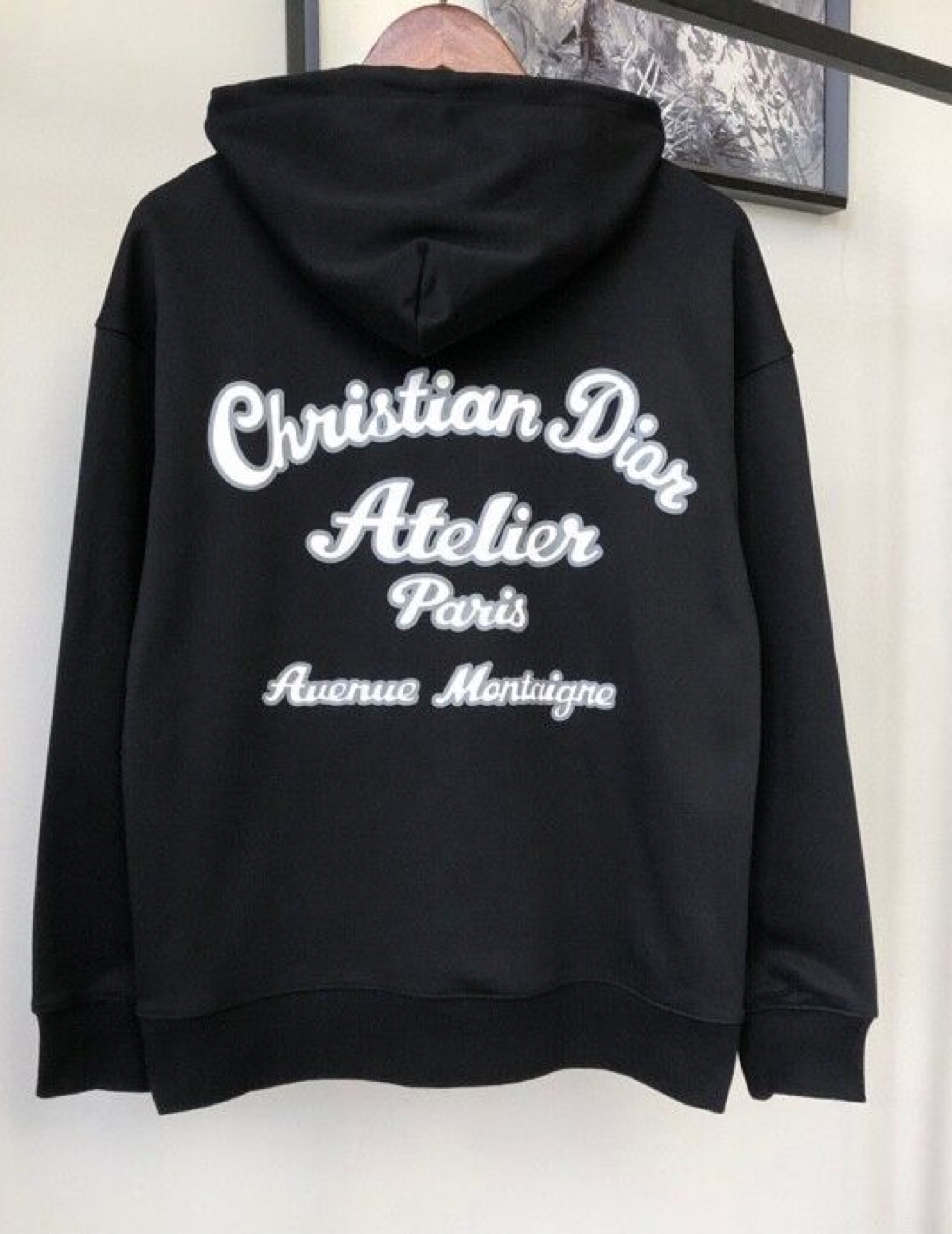 Dior hoodie sweatshirt dhgate 

#LTKsalealert #LTKunder50 #LTKunder100