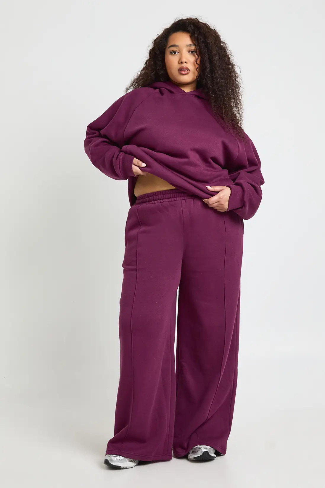 Dark Cherry Plus Core Basic Pintuck Detail Straight Leg Jogger | Boohoo | Boohoo.com (UK & IE)