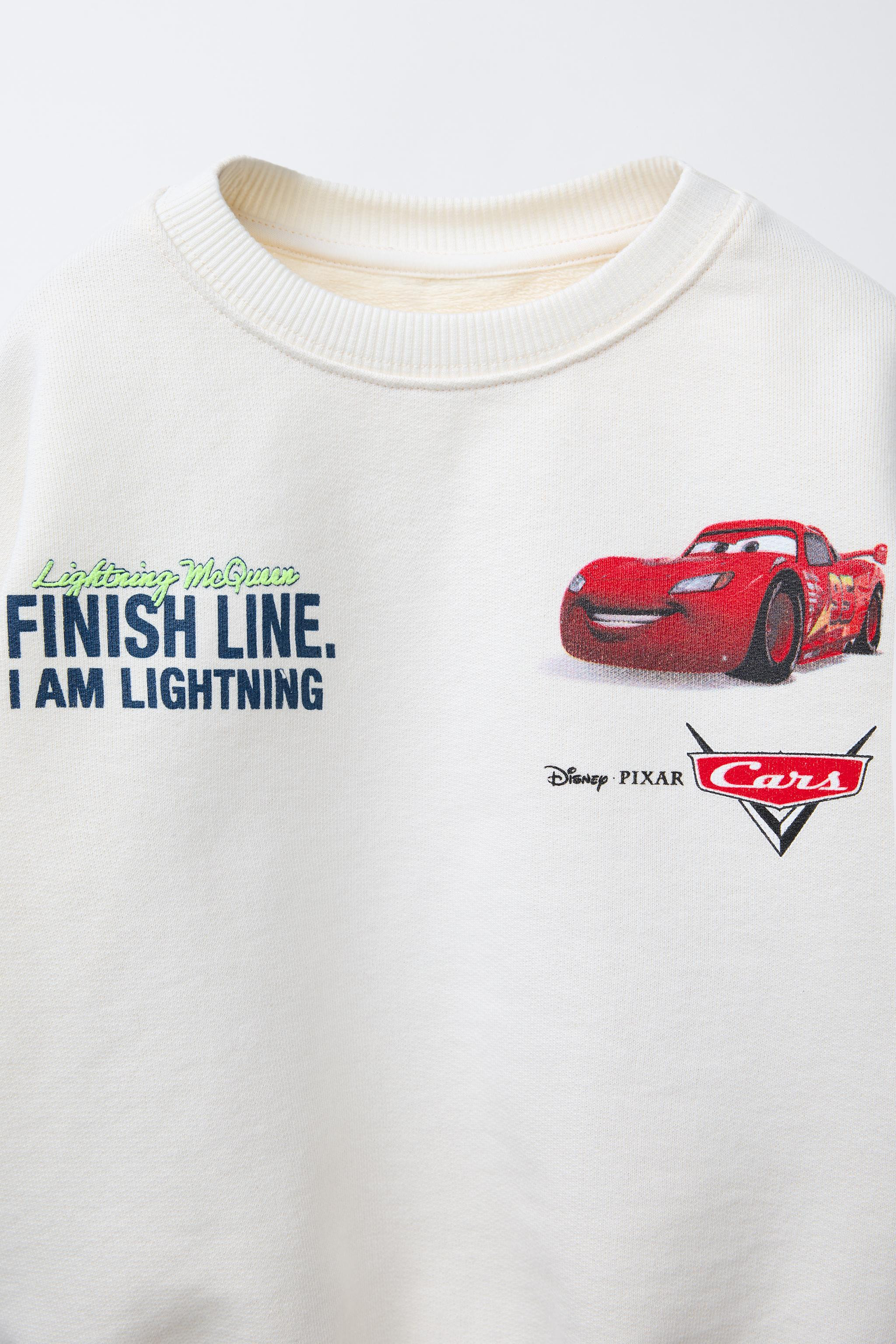 Crew neck sweatshirt with long sleeves. Ribbed trim. CARS LIGHTNING MCQUEEN © DISNEY print on fr... | Zara US