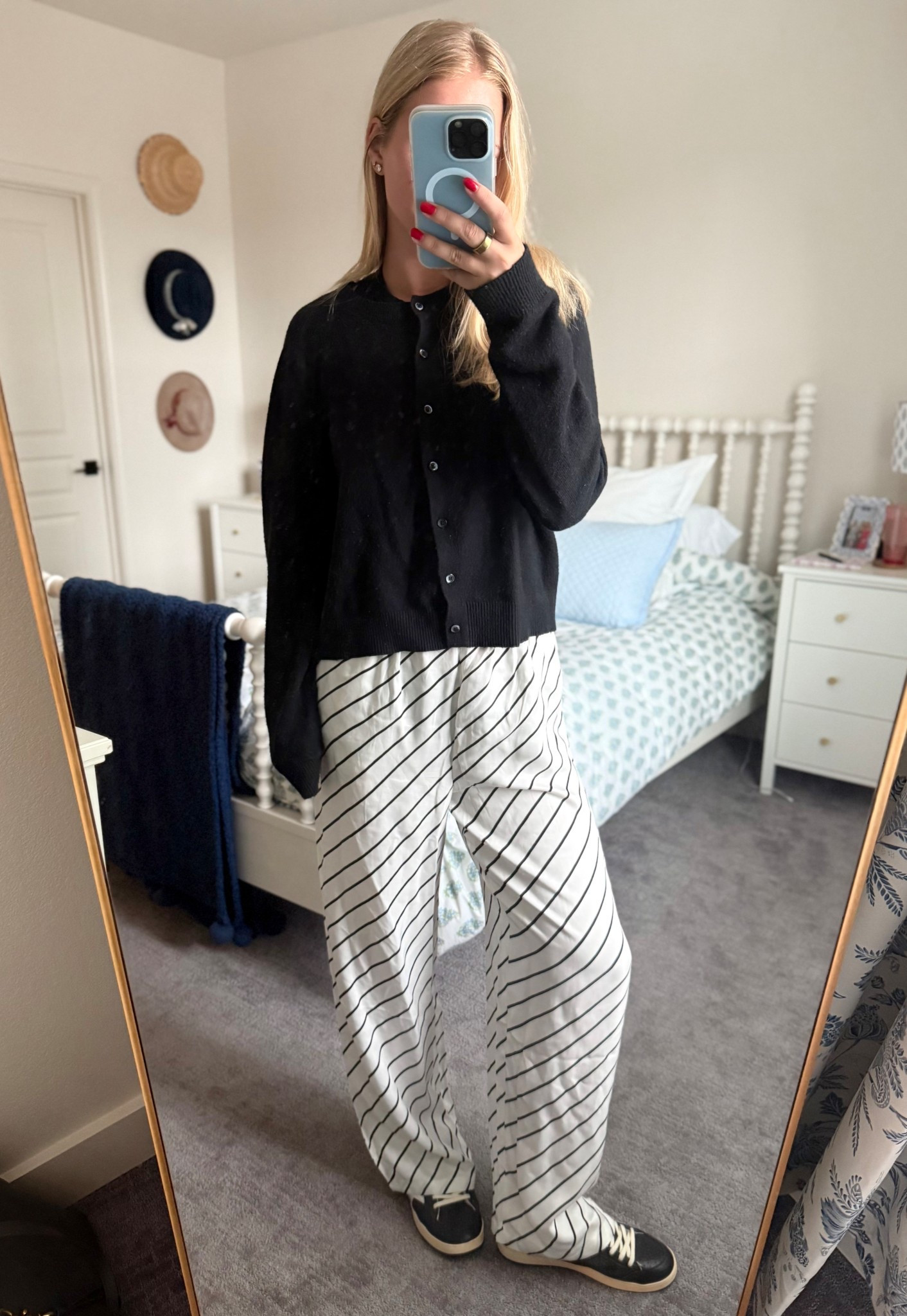 Cozy Fit

Black sweater
Black caridgan
Old navy sweater
Old navy caridgan
Cozy sweater
Cardigan
Golden goose ballstars
Sabot ballstars
Black shoes
Black sneakers
Fuzzy shoes
Fuzzy sneakers
Cute casual outfit
Travel outfit
Airport outfit
Fall outfit
Fall style
Winter outfit
Winter style
Spring outfit
Spring style
Errand outfit
Casual outfit
Class outfit
School outfit
Black outfit
Black and white outfit
Striped pants
Black and white
Silk pants
Satin pants
Flowy pants
Comfy pants
Summer pants
Cozy pants
Black and white pants
Fun pants
Statement pants
Rent the runway
Summer away murcia pants
Wide leg pants
High waisted pants

#LTKootd