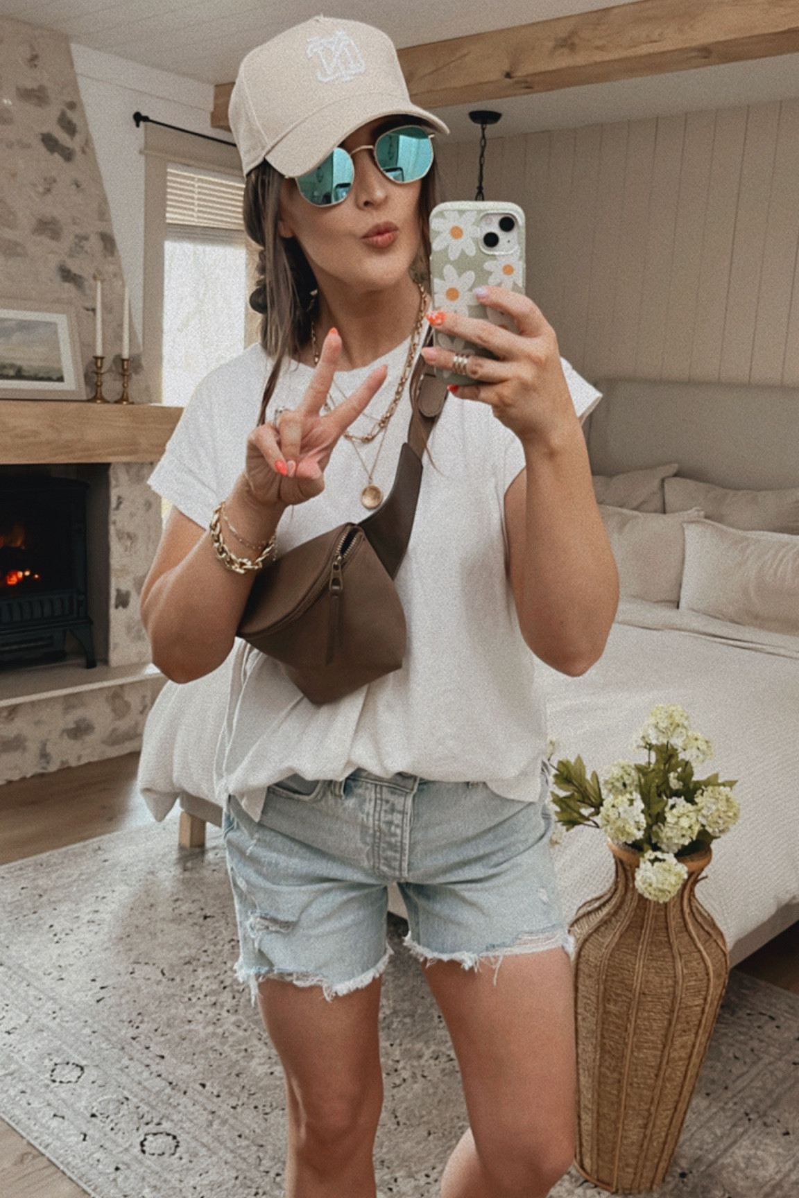 Casual summer outfit | Target a new day basic white T | Old navy jean shorts

I’m 5’6 | 128-130ish pounds
Wearing size L in top (love for an oversize fit)
Size 4 in jean shorts they are true to size!

#LTKfit #LTKSeasonal #LTKunder50