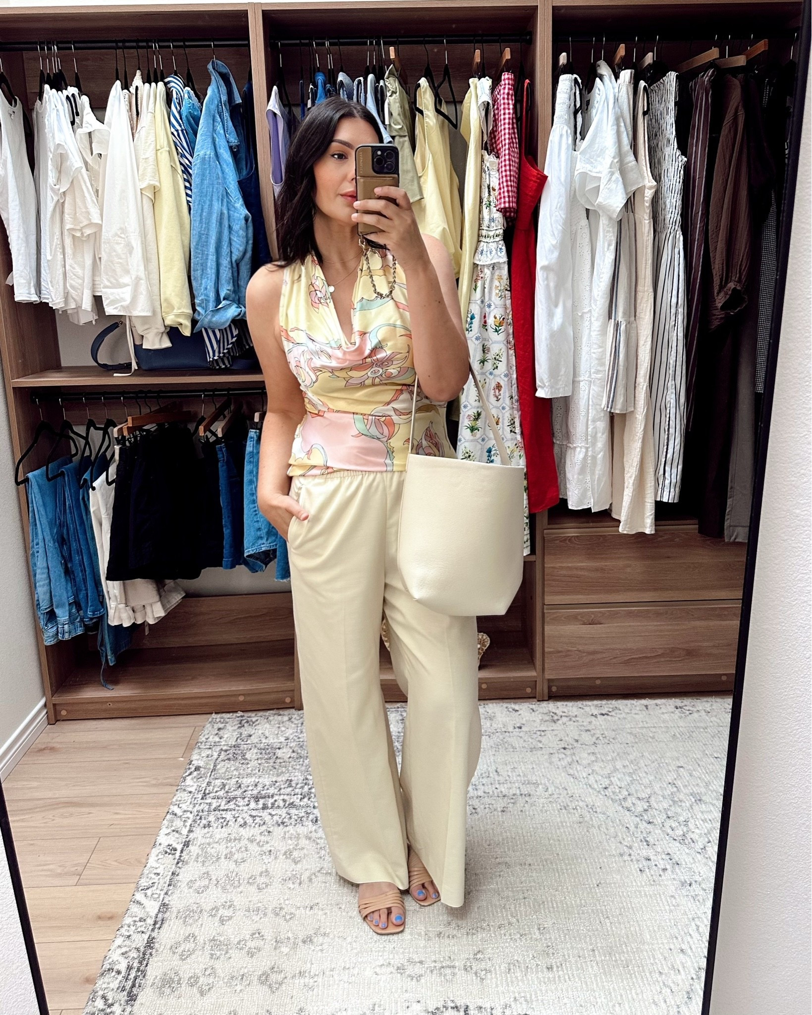 Another really good date night look 💕

I’m in the large of both pieces! The top runs big as do the pants!

My @jcrew are now on sale!