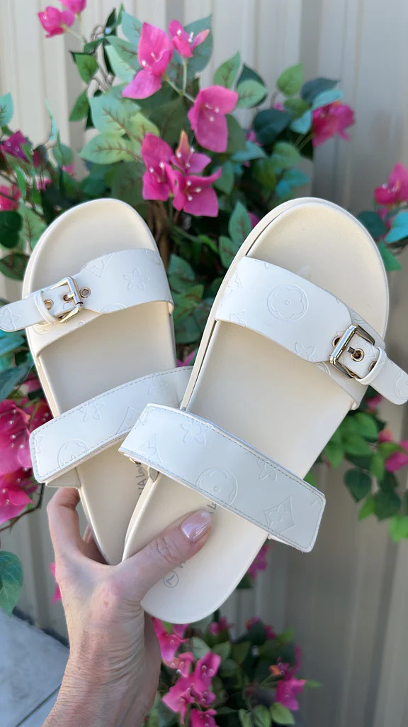 NEW!! The Roma Embossed Sandal in Ivory | Glitzy Bella