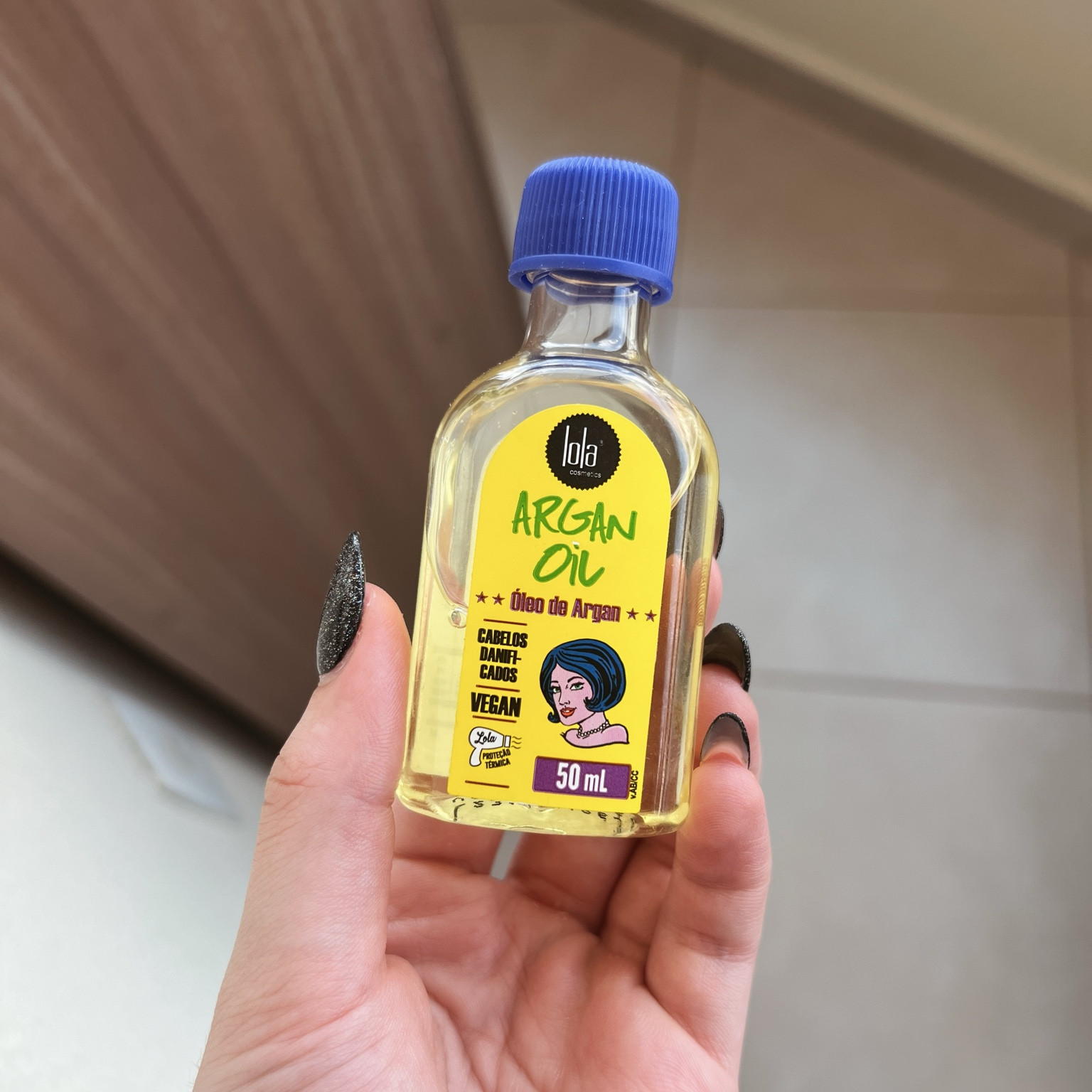Ontem usei esse óleo como pré shampoo e meus fios ficaram alinhados como nunca!!!! Simplesmente apaixonada, primeira vez que fiz a técnica e agora com certeza farei mais vezes.

#LTKbeauty #LTKbrasil
