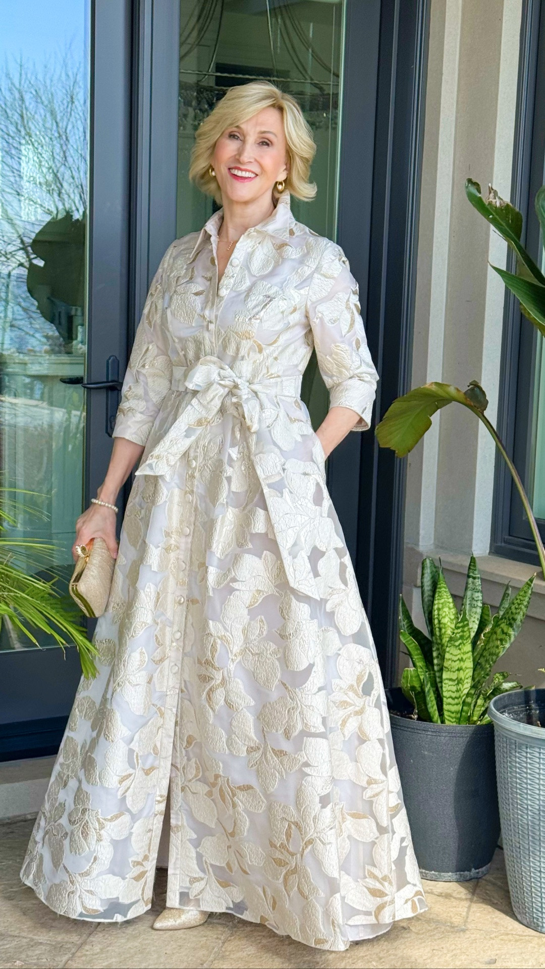 There’s something about a floral shirt dress that always feels timeless to me. This cream floral style from Alex Evenings is soft, elegant, and so easy to wear—one of those pieces that makes you feel instantly polished without trying too hard.

And honestly, that’s the kind of style I appreciate more and more these days… beautiful pieces that feel comfortable, feminine, and effortless all at once 🌸
Use my code FABAFTER40 for 15% OFF sitewide.

#LTKWedding #LTKOver40 #LTKSeasonal