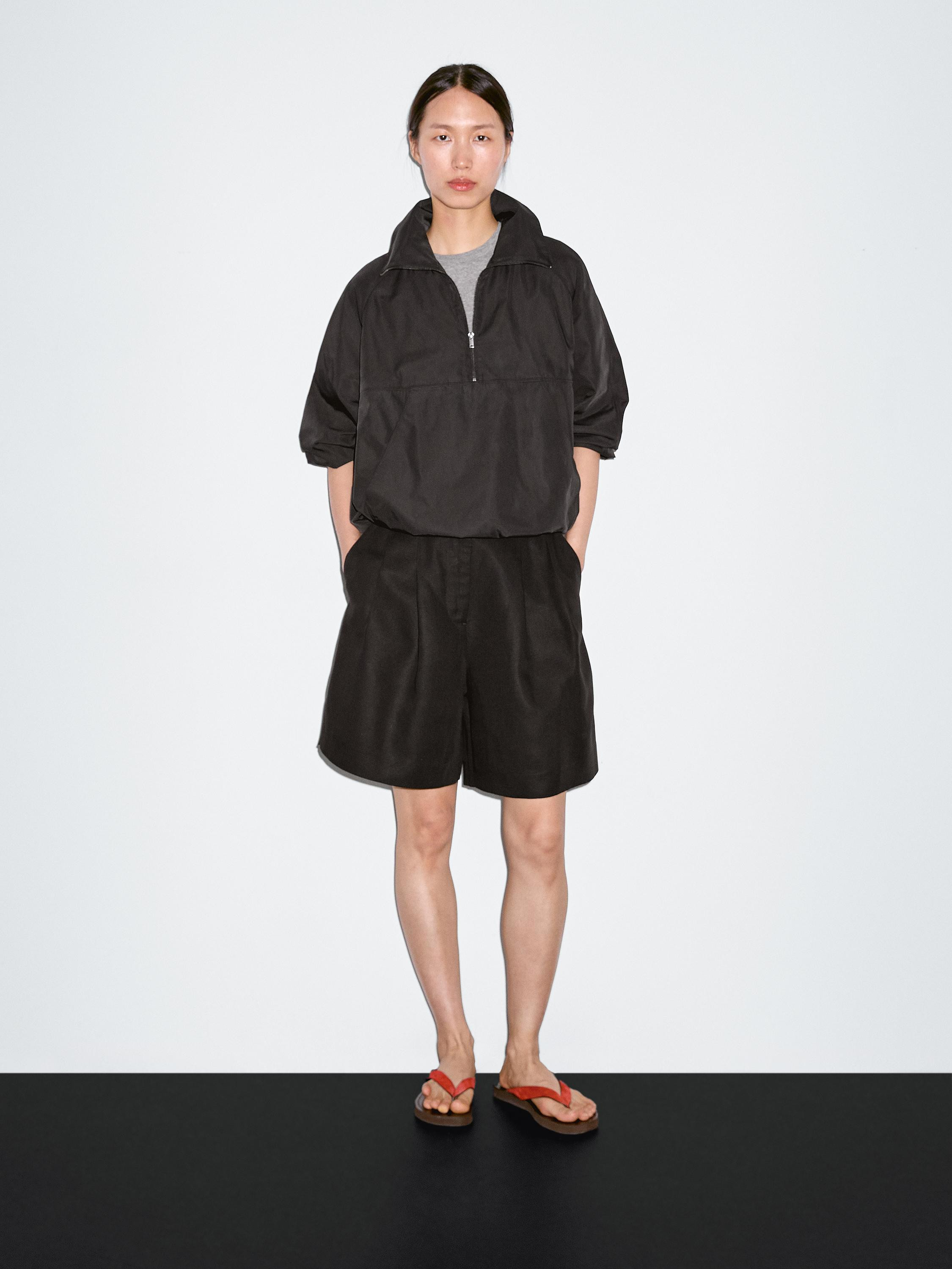 Sweatshirt aus Funktionsstoff mit Reißverschluss | Massimo Dutti DE