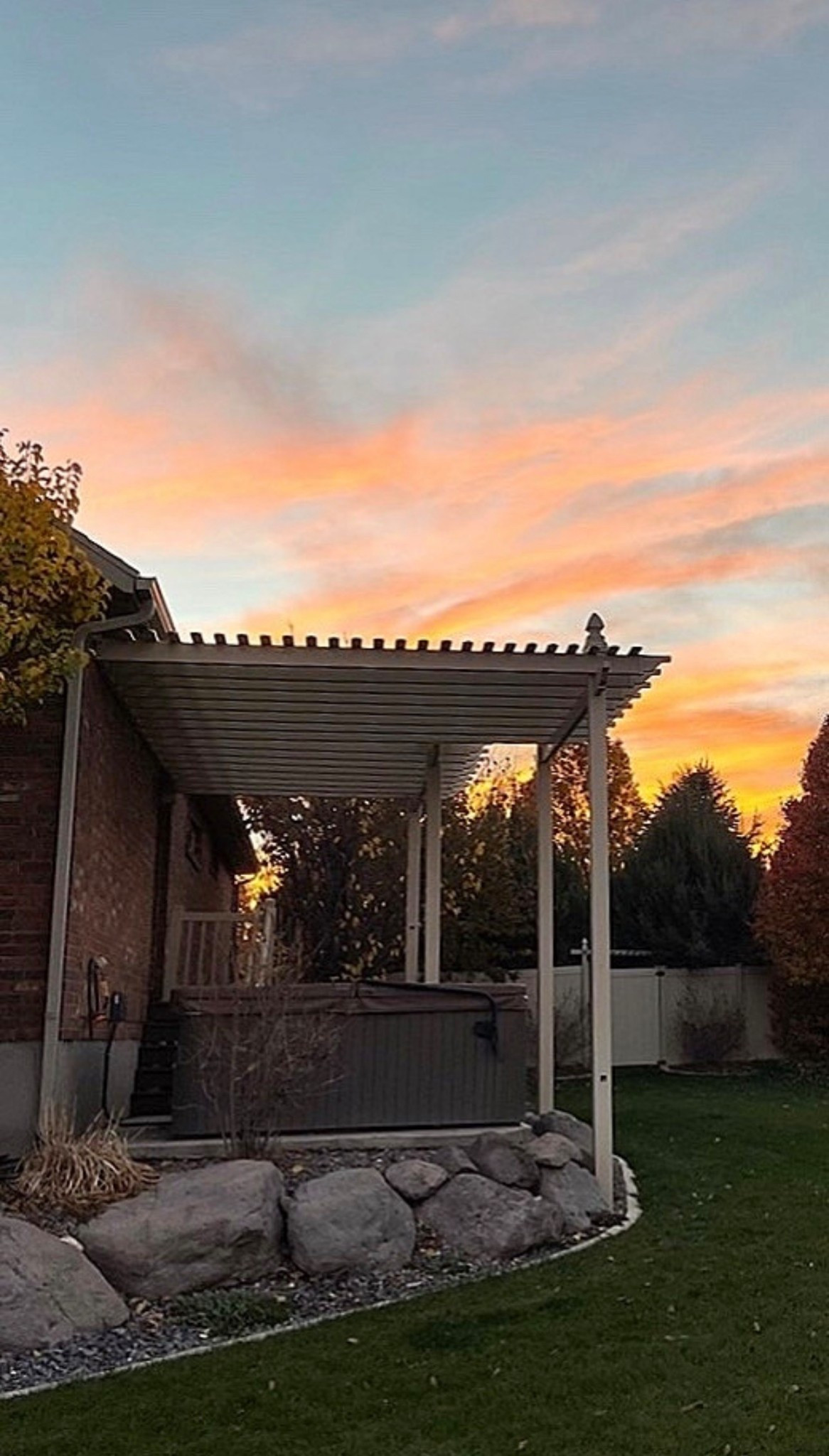 When the backyard looks like this… you linger a little longer. 💦 

So many Spring sales right now! Rounded up similar hot tub, pergola and string light options to recreate this vibe.

#LTKHome #LTKdayinmylife

#LTKSaleAlert