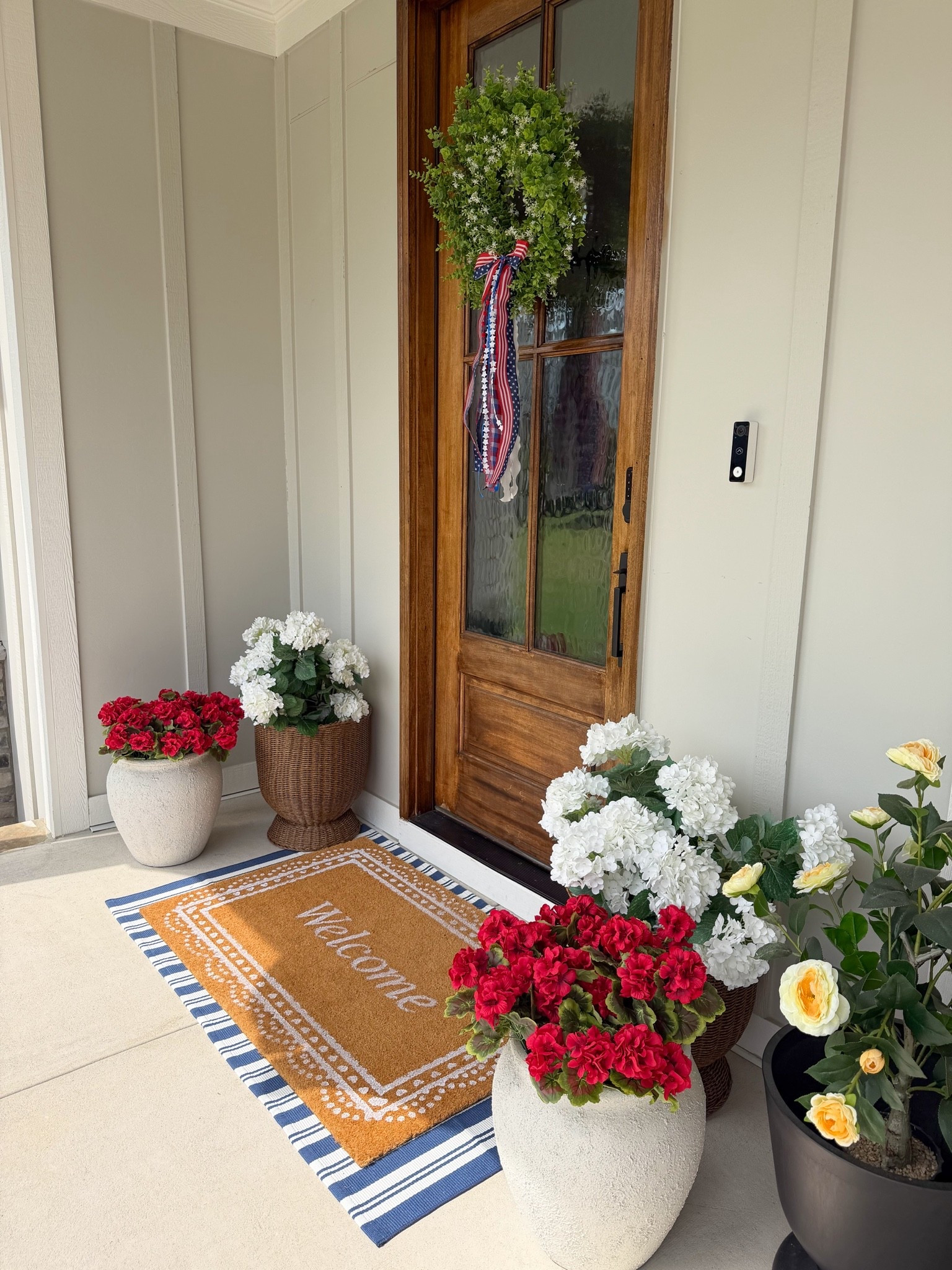 Red white and blue front porch, Memorial Day, Labor Day outdoor, July 4th, 4th of July, outdoor porch, porch decorations