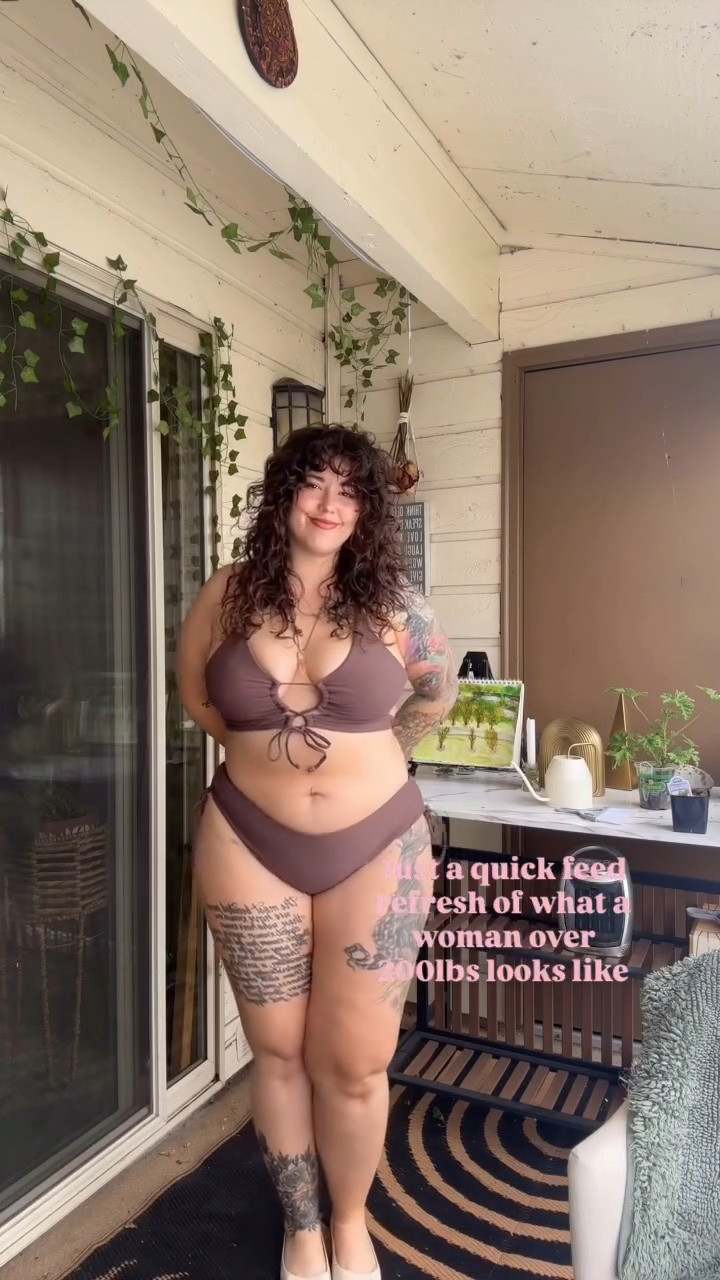 Size 3X | 5'6
Discount Codes:
Bree /15 - 15% OFF orders over $120
Bree/ 20- 20% OFF orders over $150
@popilush

#swimsuit #plussizeswim #summerstyle #vacationstyle #plussizeswimwear

#LTKPlusSize #LTKSwim #LTKMidsize
