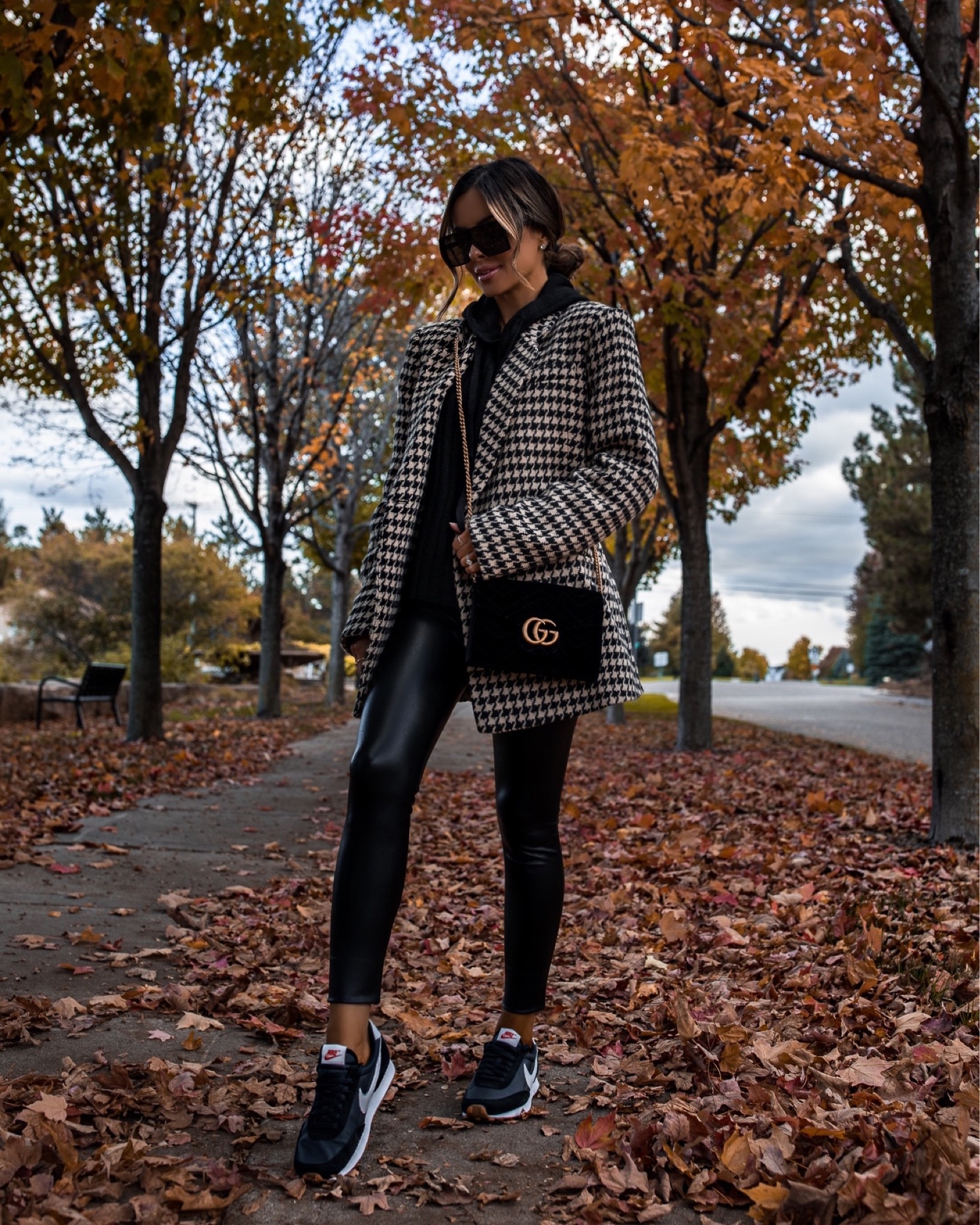 Fall casual outfit ideas
Anine Bing houndstooth blazer wearing an XS
Commando faux leather leggings wearing an XS
Nike Daybreak sneakers
Gucci crossbody bag 


#LTKunder100 #LTKSeasonal #LTKshoecrush