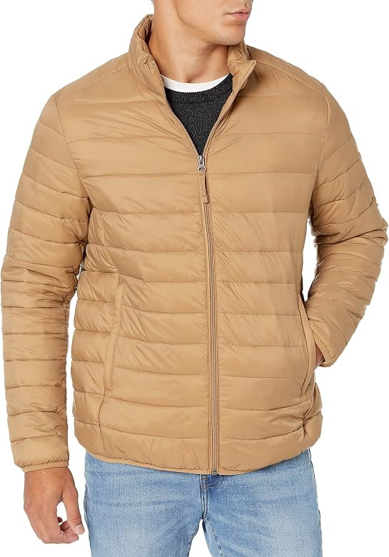 Amazon Essentials Men's Lightweight Water-Resistant Packable Puffer Jacket | Amazon (US)