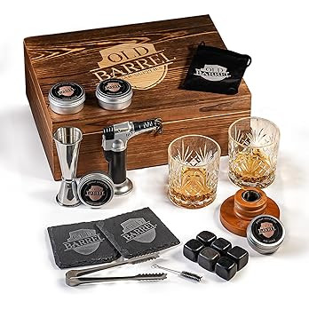 Old Fashioned Cocktail Smoker Whiskey Smoker - Wood Box, Coasters, Whiskey Stones, Glasses, Jigge... | Amazon (US)