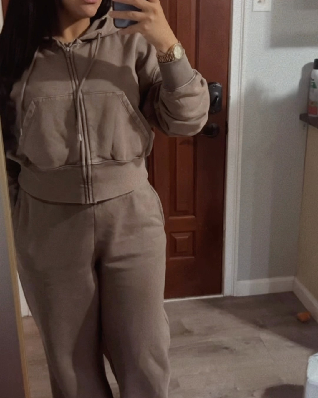 Another GAP Set I am obsessed with, so cozy yet elevated! Step your sweat suit game up in these!

Now they are 40% OFF the entire set, you can get these pieces/sets for under $100. So many colors to choose from you won’t regret it!







#cozyfallfits #cozyclothes #trendywhilrcozy #gap #gapsets #fallootd #fallstyle #midsizefashionblogger #sundayfits

#LTKFindsUnder100 #LTKMidsize #LTKSaleAlert