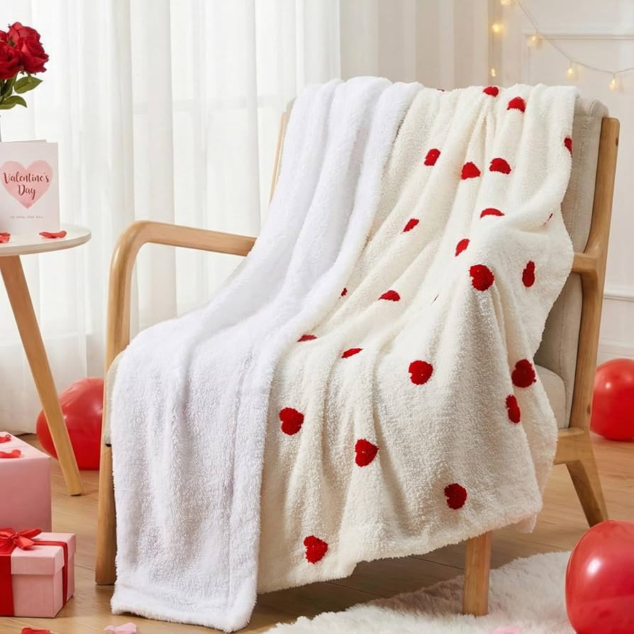 Valentines Day Throw Blanket 50 x 60 Inch Soft Cozy Fuzzy Flannel Couples Blanket Valentines Doub... | Amazon (US)