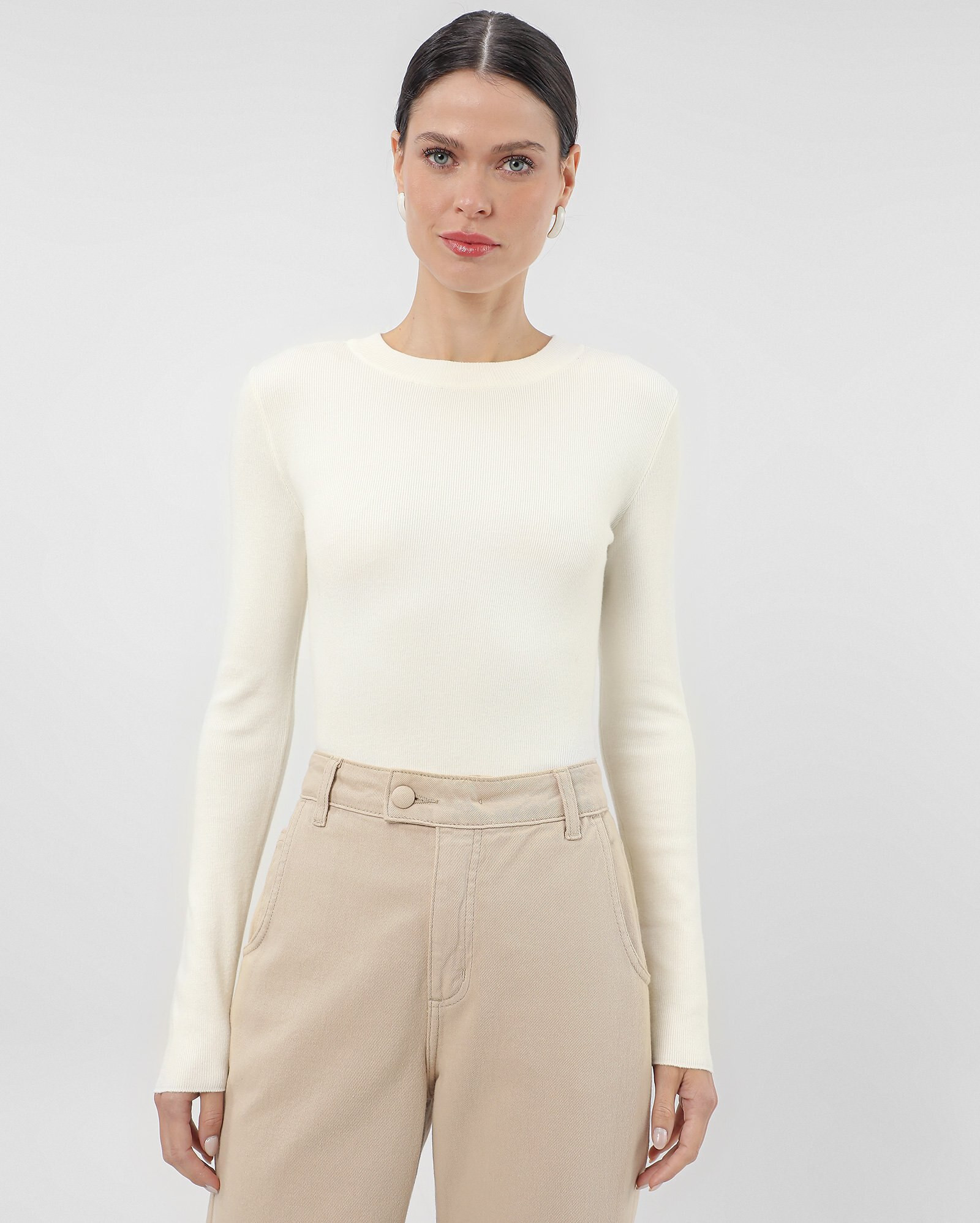 Blusa feminina em tricot manga longa - Off-white |  AK by Riachuelo | Riachuelo (BR)