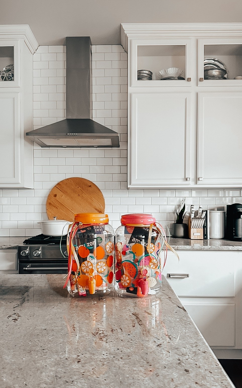 Fun end of the year teacher gifts ideas! Grab a drink container and fill it with fun summer treats!


Gift, teacher gifts ideas, teacher, summer break

#LTKSeasonal #LTKGiftGuide #LTKSummerEdit