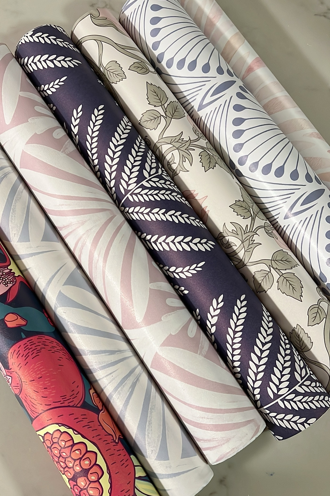 peel and stick wallpaper for my apartment 