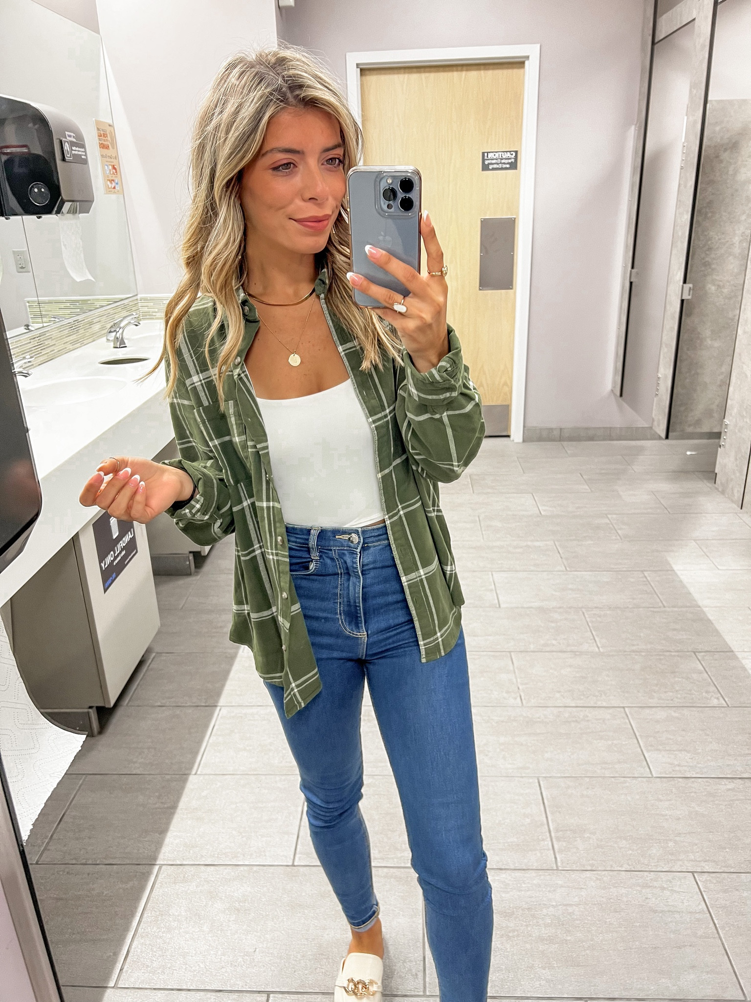 Women’s Flannel from target ! Getting ready for the fall season! 

#LTKSeasonal #LTKunder50