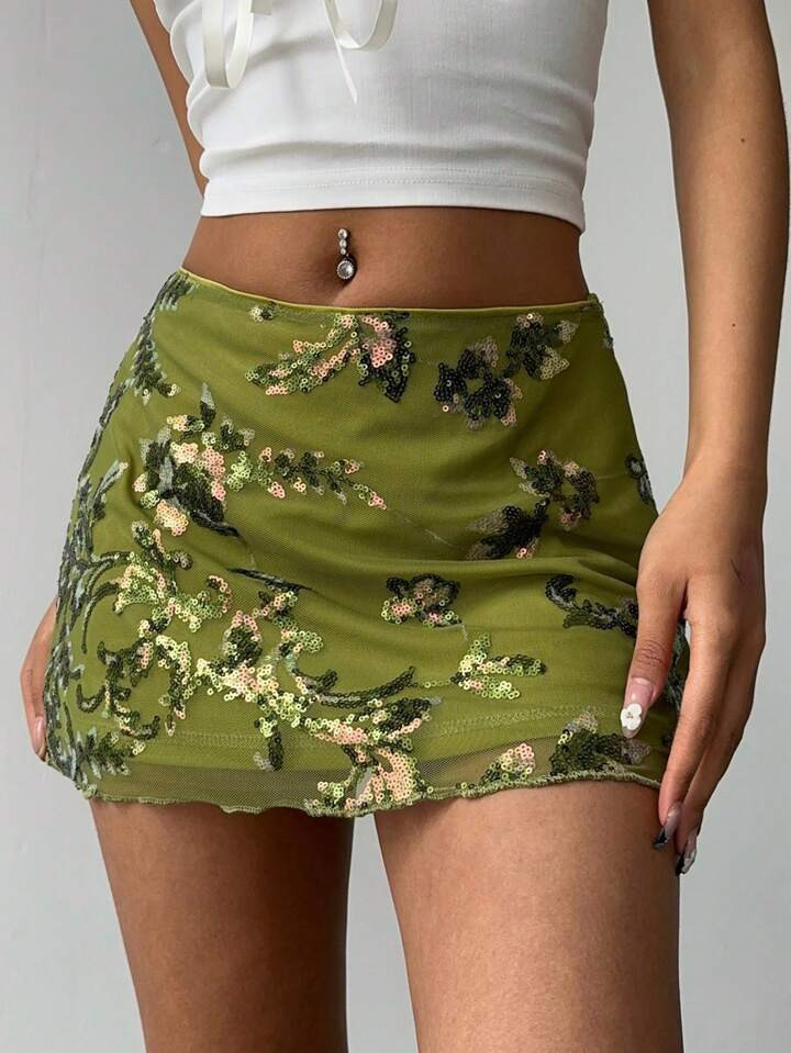 Aloruh Green Sequin Embroidered Mini Skirt, Simple & Fashionable, Suitable For Summer,Graduation,Back To School Outfits | SHEIN