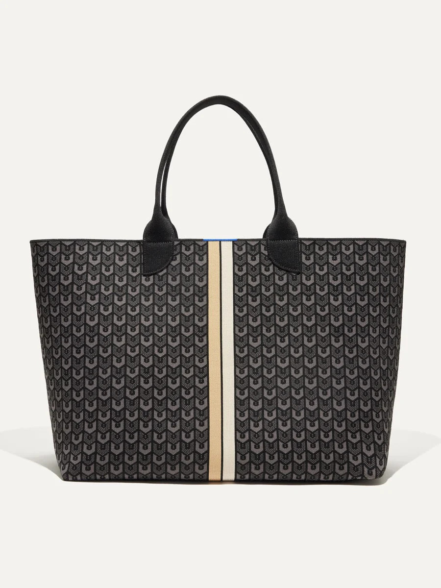 Signature Black | Rothy's