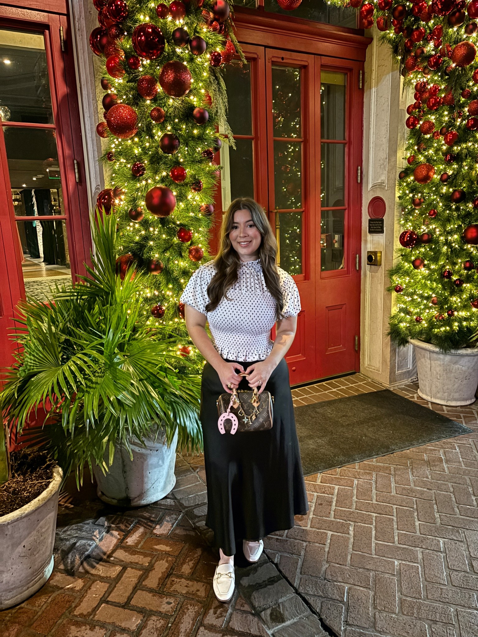 New Orleans outfit for dinner in the French Quarter! no link for top  


#LTKootd #LTKFindsUnder50 #LTKHoliday
