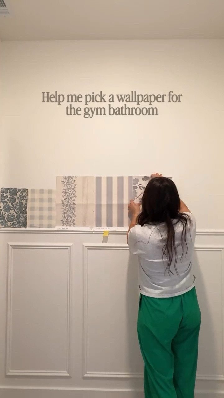 Help me pick out wallpaper for the gym bathroom! 

Which one is your favorite?? Tell me in the comments below! 

*All wallpaper samples are from @sandbergwallpaper 

-

#SandbergWallpaper #WallpaperLover #VintageInspiredHome #CollectedHomeStyle #PatternPlayDecor