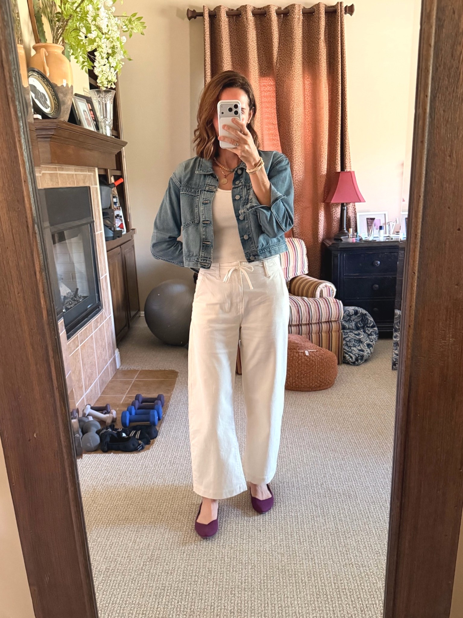 Size down in barrel pants.

#LTKootd #LTKOver40