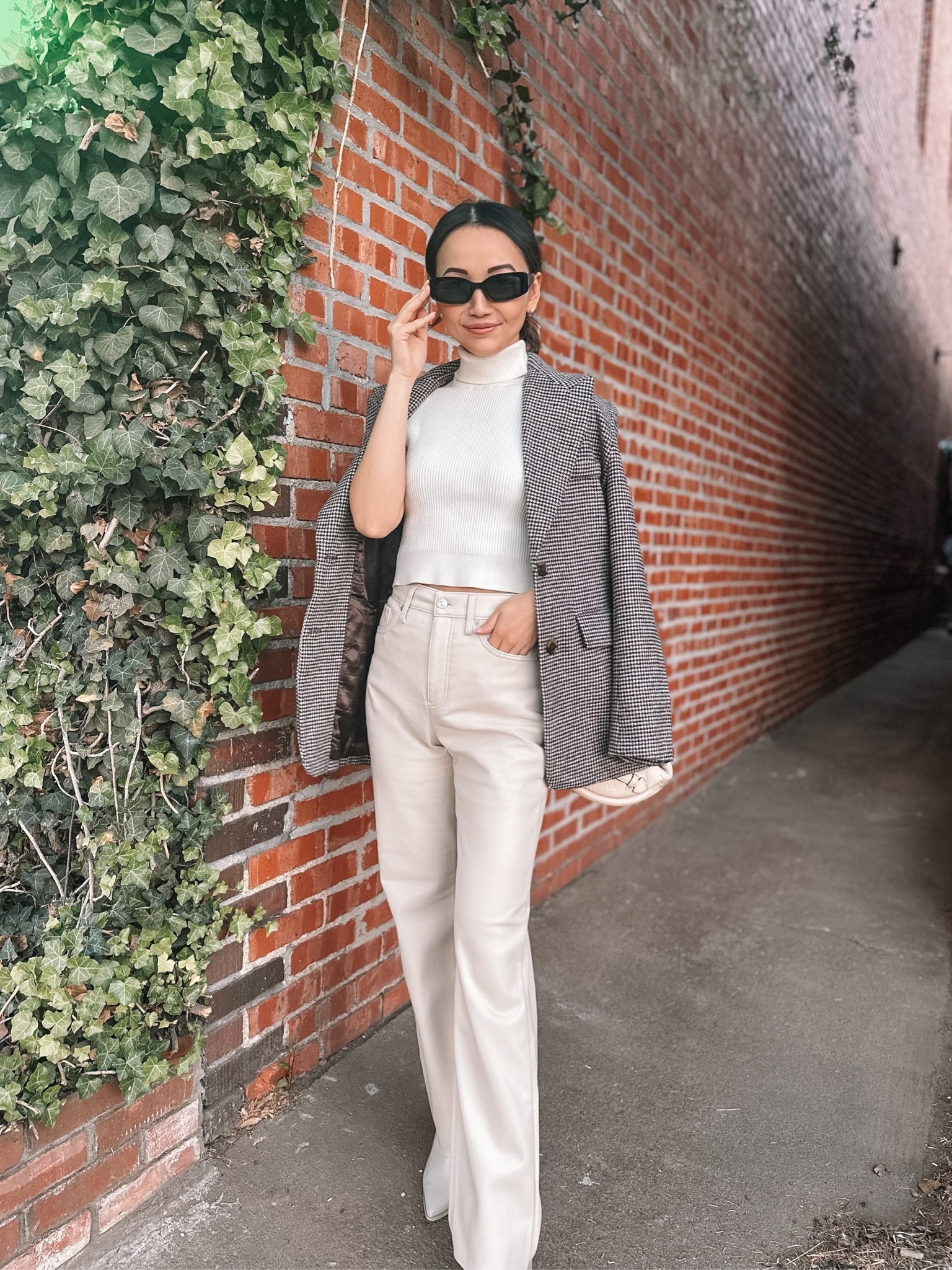 Fall outfit, neutral outfit, leather pants, fall blazer, work outfit, workwear 

#LTKHoliday #LTKCyberweek #LTKSeasonal