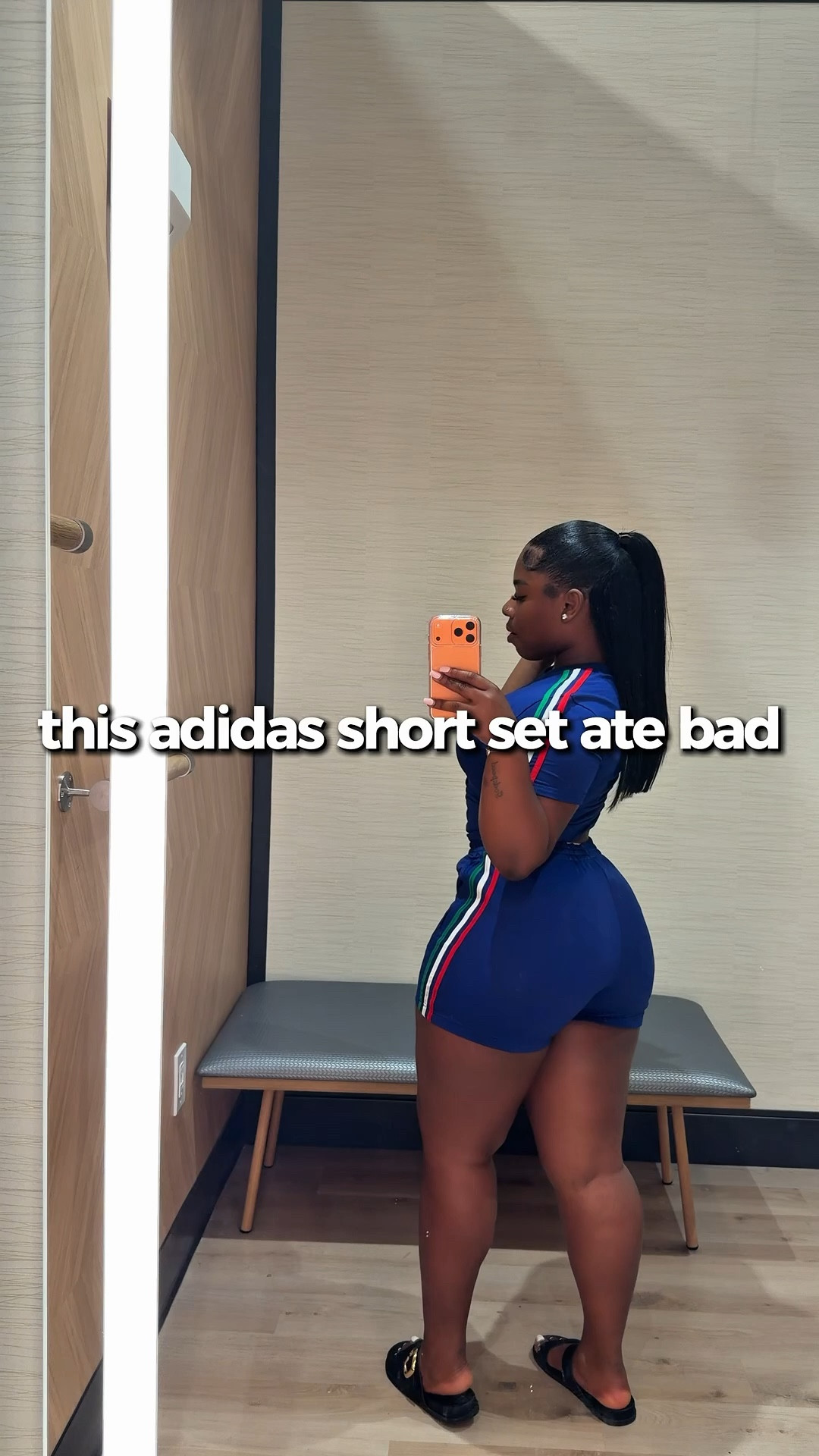 this adidas short set was too tea not to post 😭

sporty, flattering, easy, and still giving that clean put together look. and the fact that it came in multiple colors? yeahhh adidas knew what they were doing.

petite curvy girls, which one are we taking home? white or blue? 👀
comment “link” and I’ll send it to you 💌


#adidasfit #petitecurvyfashion #sportystyle #adidasstyle #matchingset

#LTKootd