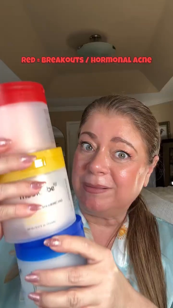 @medicube trio bundle is the best money l've ever spent. ❤️💙💛

Red = hormonal acne / breakouts
Blue = large pores / sebum
Yellow = post acne marks

#medicube #medicubetiktokshop
#medicubesuperbrandday #SuperBrandDay #glassskin

#LTKBeauty