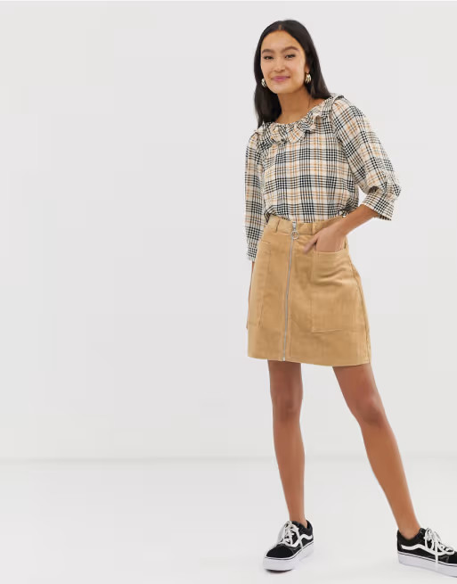 Monki – Cord-Minirock in Beige mit Reißverschluss | ASOS DE