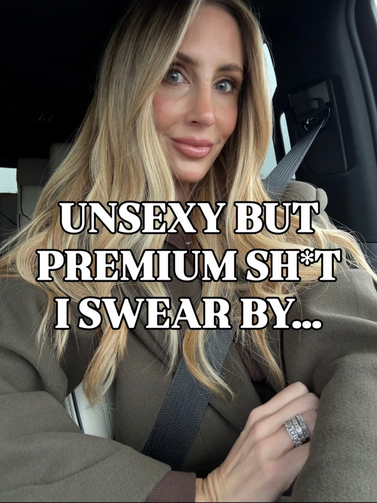 All the unsexy but premium things I am loving. 

Lip liner: toasty
Gloss: dare to bare 
Gloss: sheer glow

(FB)